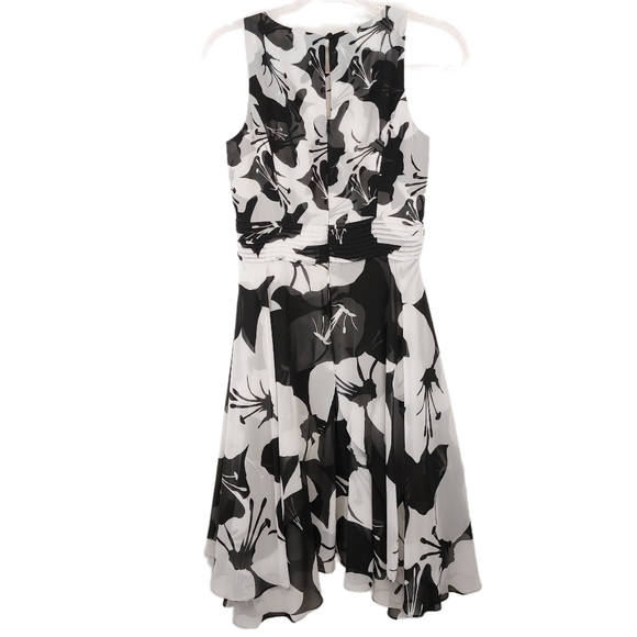 WHBM Layered Chiffon Floral Pleated Flare Dress - Picture 9 of 13